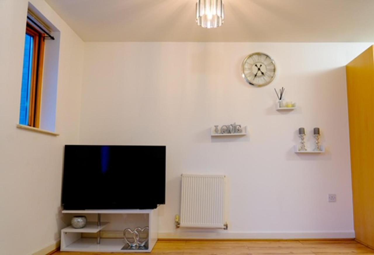 1 Bed - Sleeps 2 - 7 Min Walk To Hackney Station Apartman London Kültér fotó