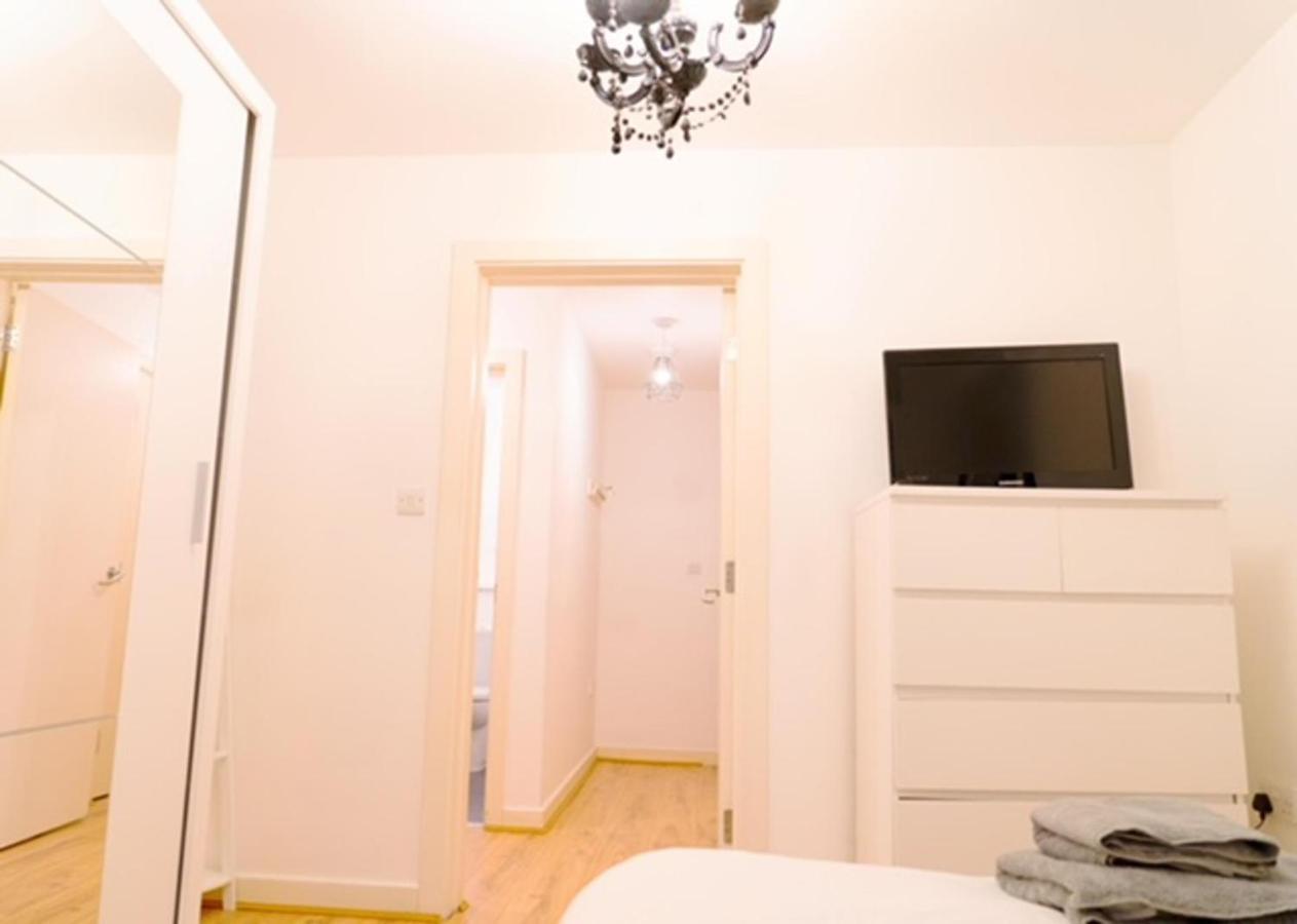 1 Bed - Sleeps 2 - 7 Min Walk To Hackney Station Apartman London Kültér fotó